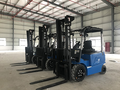 感謝蔡總的大力支持，再次購買3+1臺(tái)比亞迪叉車，祝：生意興隆！